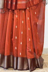 Amber Glow Rust Paat Booti Maheshwari Saree with Resham Leaf Motifs