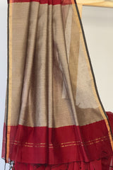 Exquisite Red Kosa Pallu Piping Saree