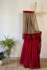 Exquisite Red Kosa Pallu Piping Saree