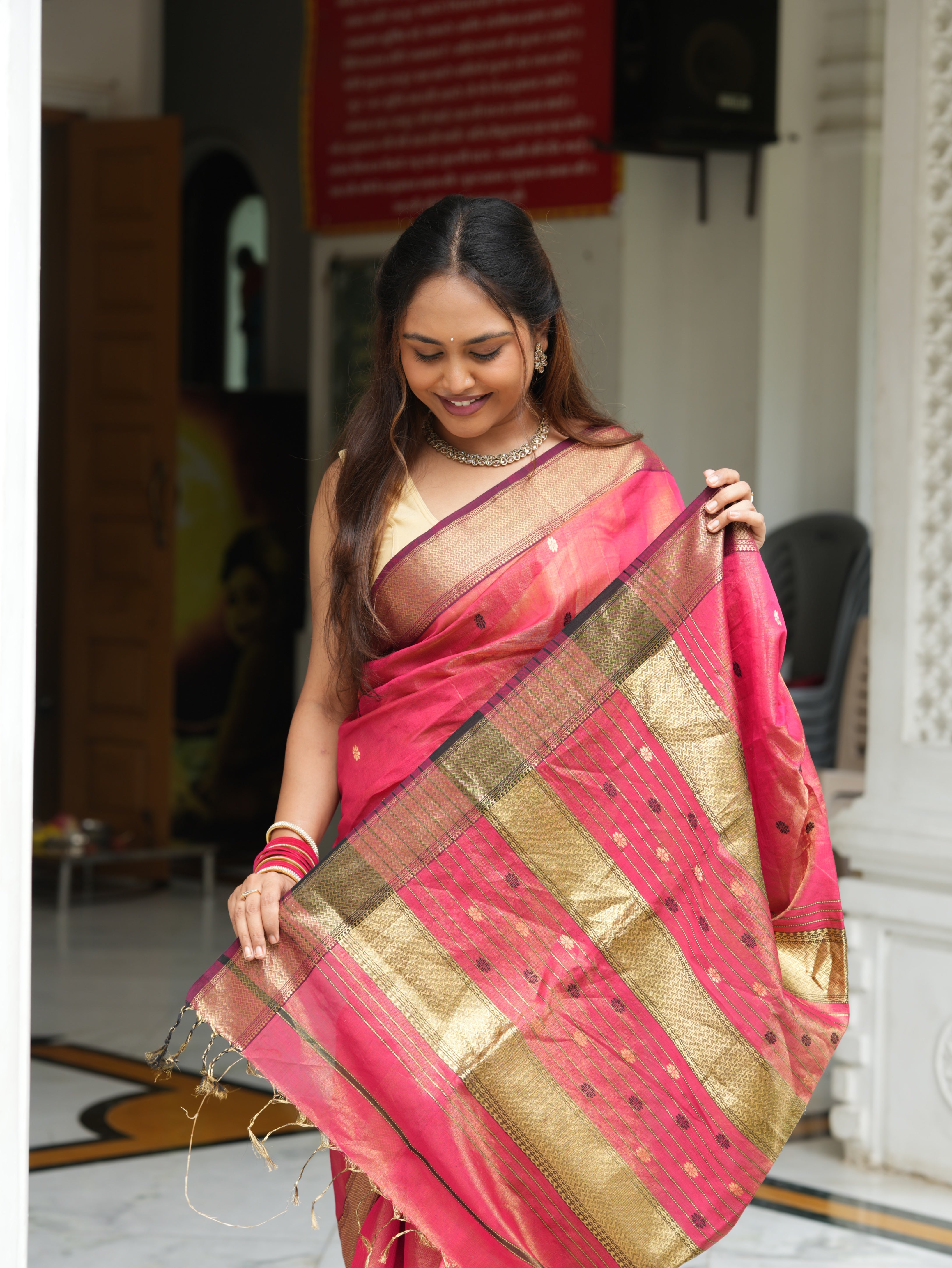 Celestial Charm Red Maheshwari Silk Saree with Tissue Heavy Pallu