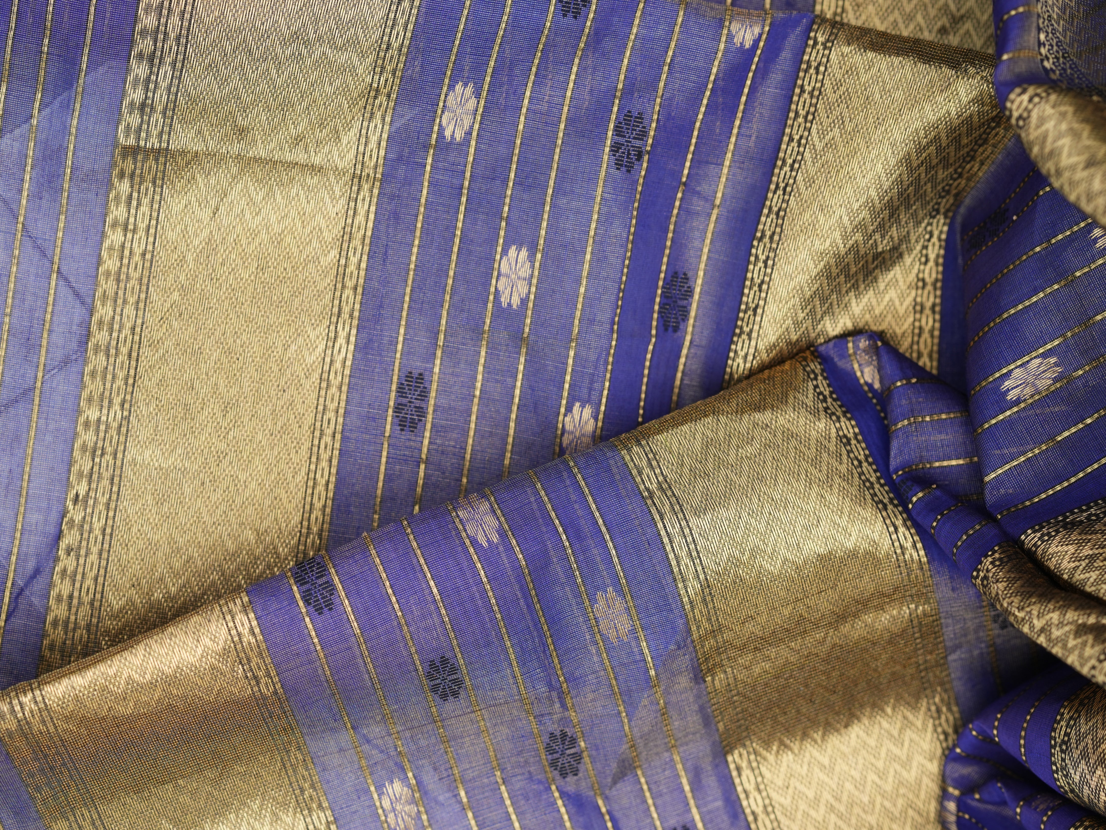 Divine Aura Violet Maheshwari Silk Saree with Tissue Heavy Pallu